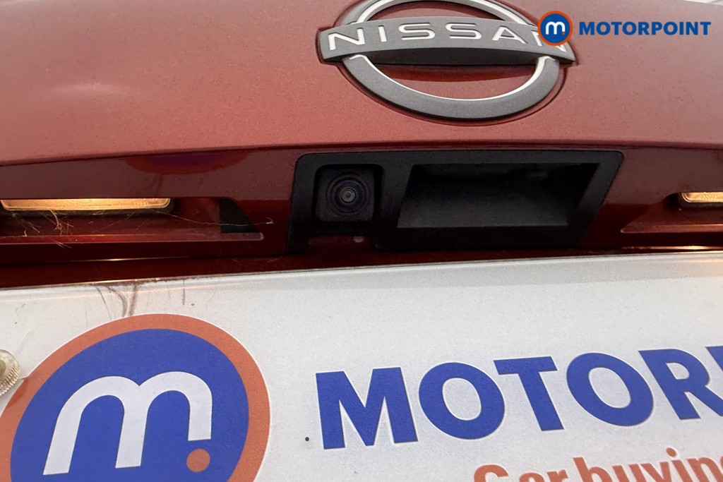 Nissan Juke N-Connecta Manual Petrol SUV - Stock Number (1566112) - 20th supplementary image