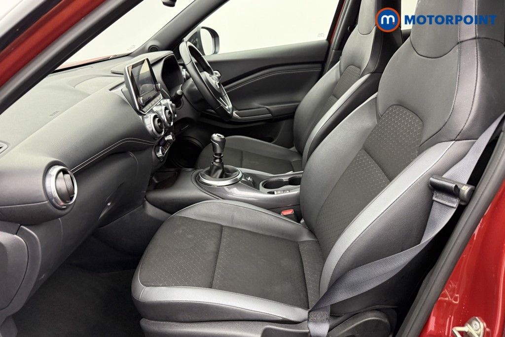 Nissan Juke N-Connecta Manual Petrol SUV - Stock Number (1566112) - 22nd supplementary image