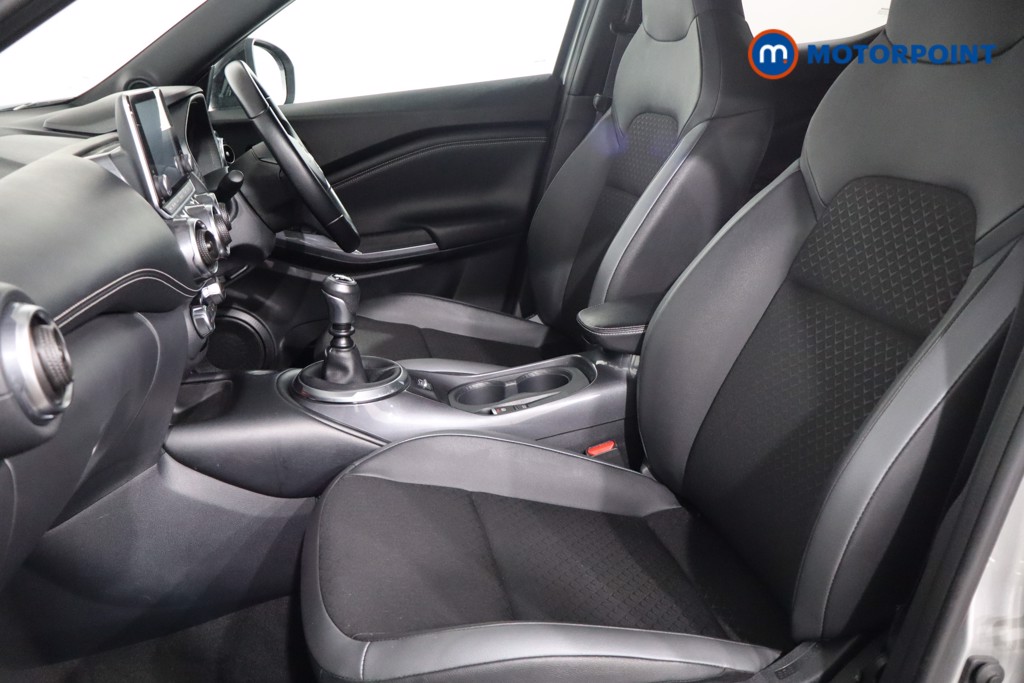 Nissan Juke N-Connecta Manual Petrol SUV - Stock Number (1566131) - 4th supplementary image