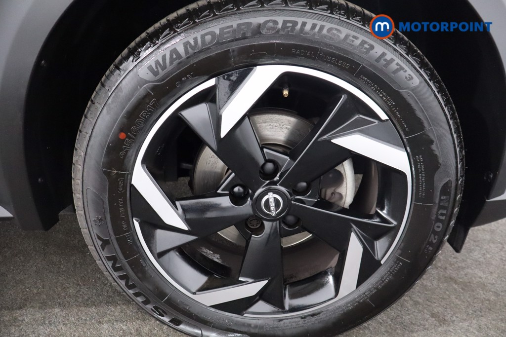 Nissan Juke N-Connecta Manual Petrol SUV - Stock Number (1566131) - 10th supplementary image