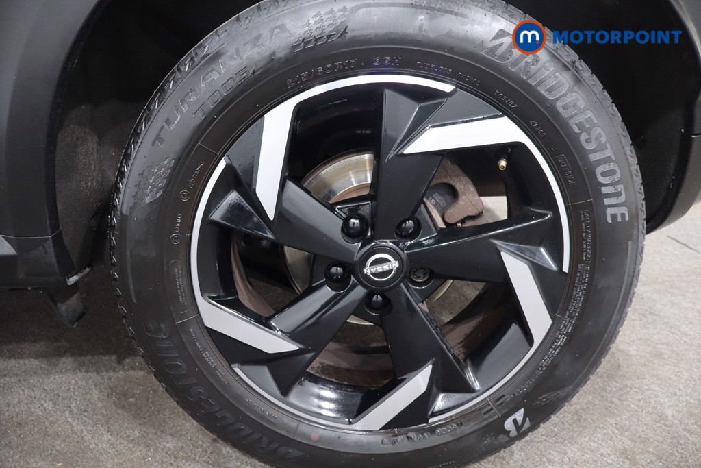 Nissan Juke N-Connecta Manual Petrol SUV - Stock Number (1566131) - 12th supplementary image