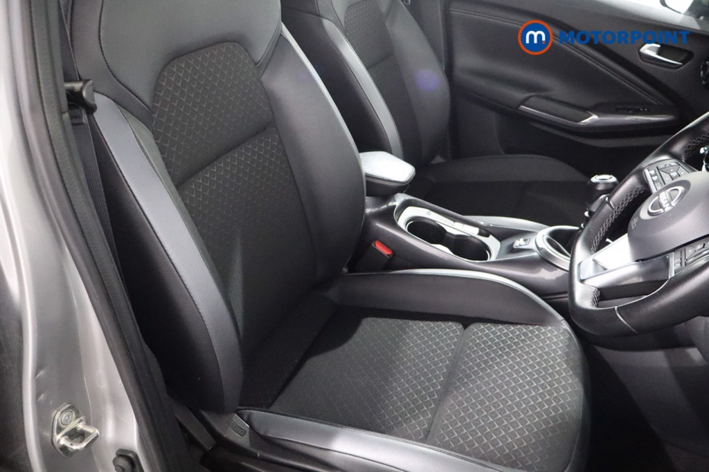 Nissan Juke N-Connecta Manual Petrol SUV - Stock Number (1566131) - 24th supplementary image