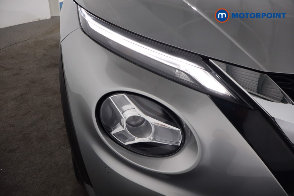 Nissan Juke N-Connecta Manual Petrol SUV - Stock Number (1566131) - 27th supplementary image