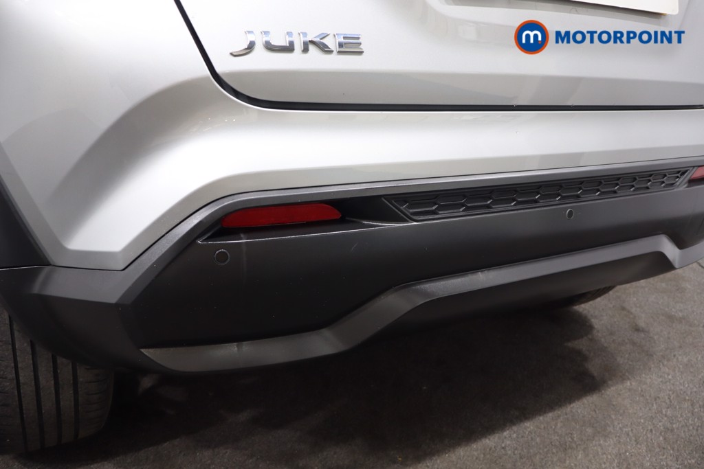 Nissan Juke N-Connecta Manual Petrol SUV - Stock Number (1566131) - 33rd supplementary image