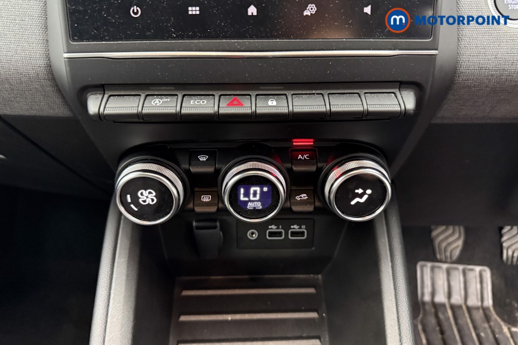 Renault Clio Evolution Manual Petrol Hatchback - Stock Number (1566325) - 10th supplementary image