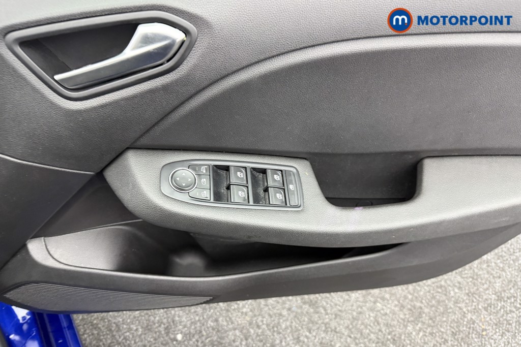 Renault Clio Evolution Manual Petrol Hatchback - Stock Number (1566325) - 16th supplementary image