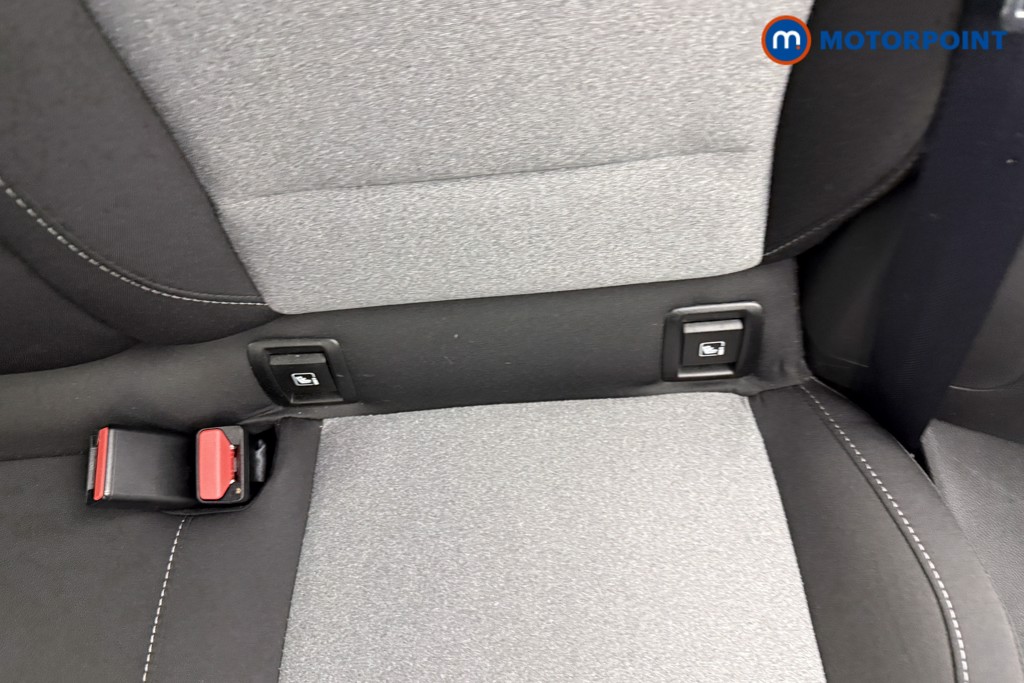 Renault Clio Evolution Manual Petrol Hatchback - Stock Number (1566325) - 22nd supplementary image