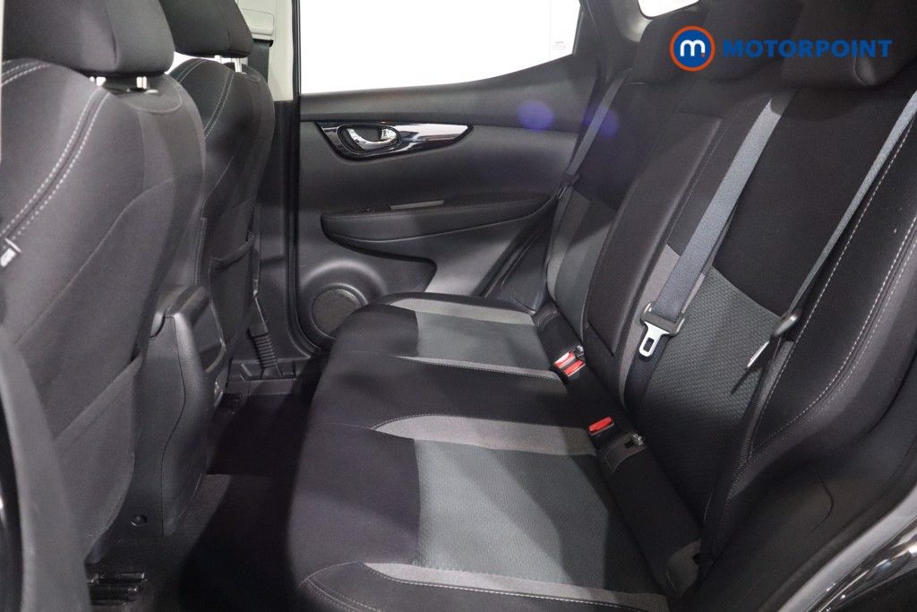 Nissan Qashqai N-Connecta Manual Petrol SUV - Stock Number (1566693) - 5th supplementary image
