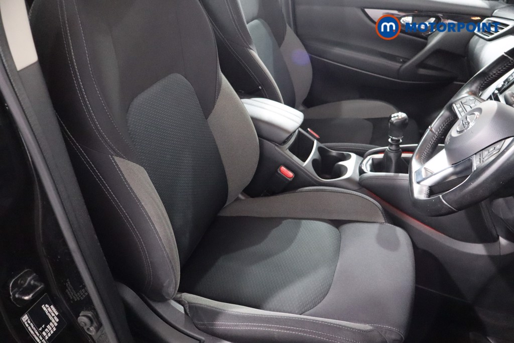 Nissan Qashqai N-Connecta Manual Petrol SUV - Stock Number (1566693) - 21st supplementary image