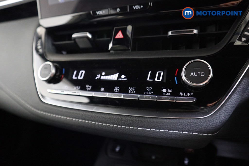 Toyota Corolla Excel Automatic Petrol-Electric Hybrid Estate - Stock Number (1566715) - 9th supplementary image