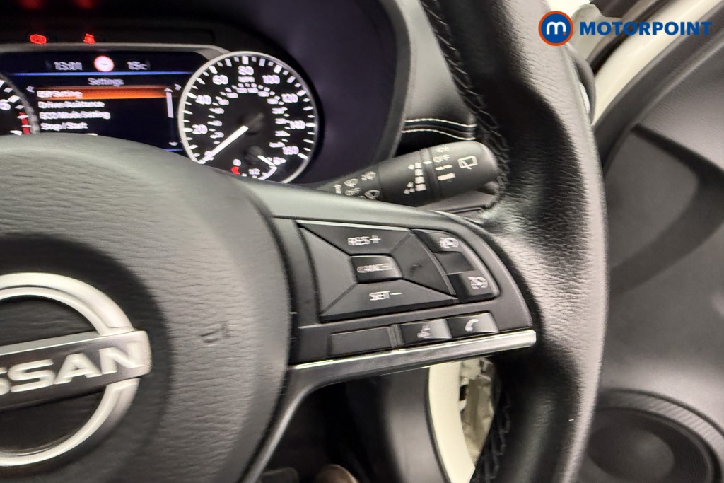 Nissan Juke N-Connecta Manual Petrol SUV - Stock Number (1566983) - 15th supplementary image