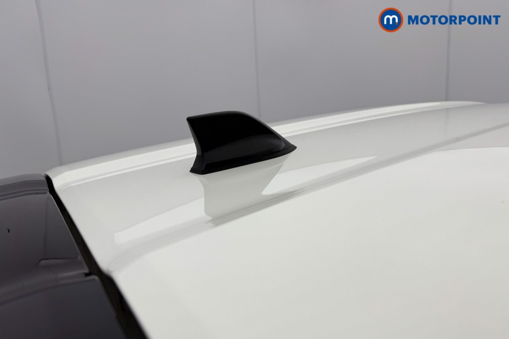 Nissan Juke N-Connecta Manual Petrol SUV - Stock Number (1566983) - 20th supplementary image