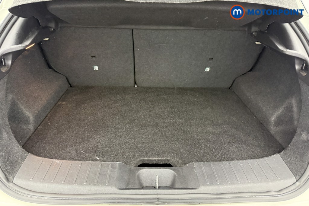 Nissan Juke N-Connecta Manual Petrol SUV - Stock Number (1566983) - 22nd supplementary image