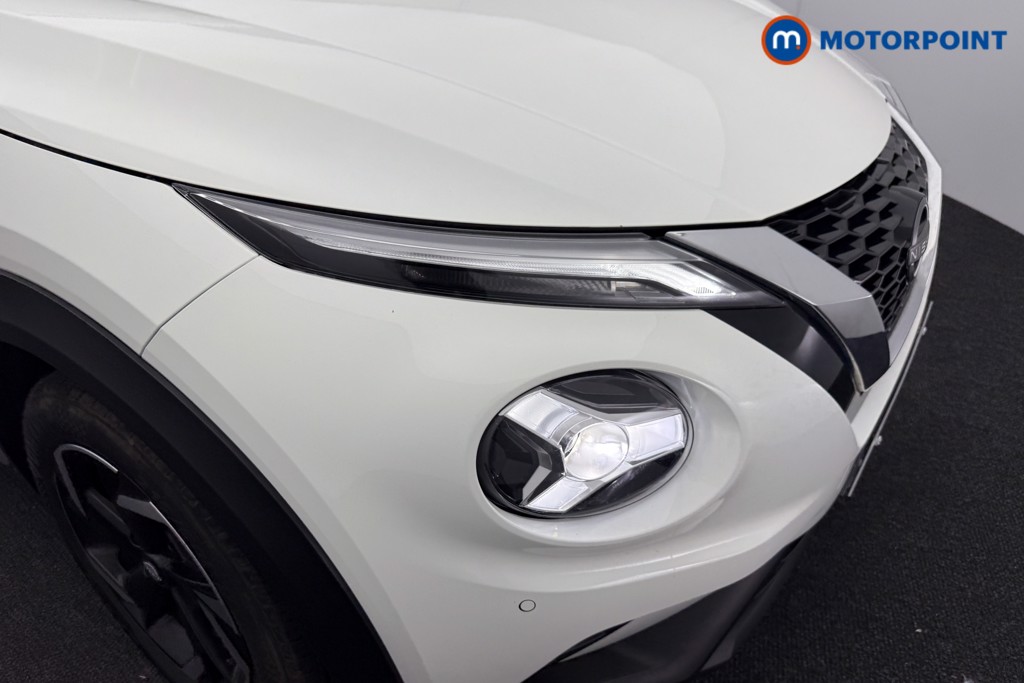 Nissan Juke N-Connecta Manual Petrol SUV - Stock Number (1566983) - 28th supplementary image