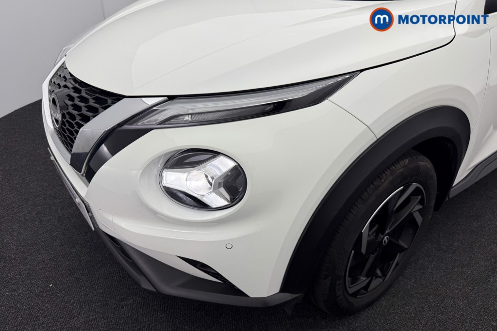 Nissan Juke N-Connecta Manual Petrol SUV - Stock Number (1566983) - 29th supplementary image