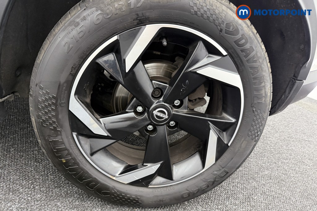 Nissan Juke N-Connecta Manual Petrol SUV - Stock Number (1566983) - 31st supplementary image