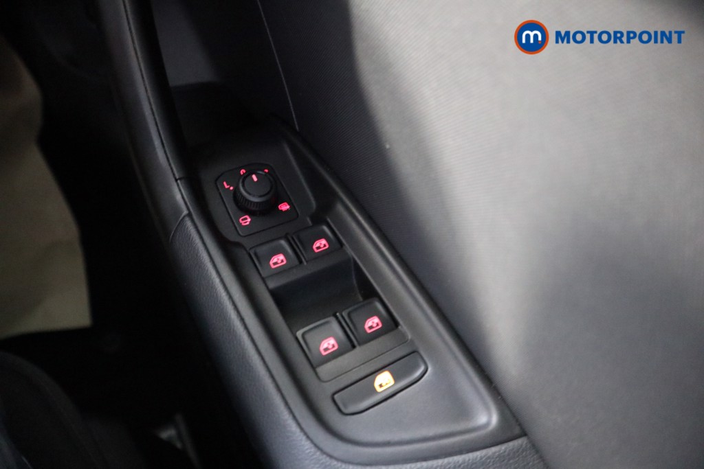 Audi A1 Technik Manual Petrol Hatchback - Stock Number (1567073) - 6th supplementary image