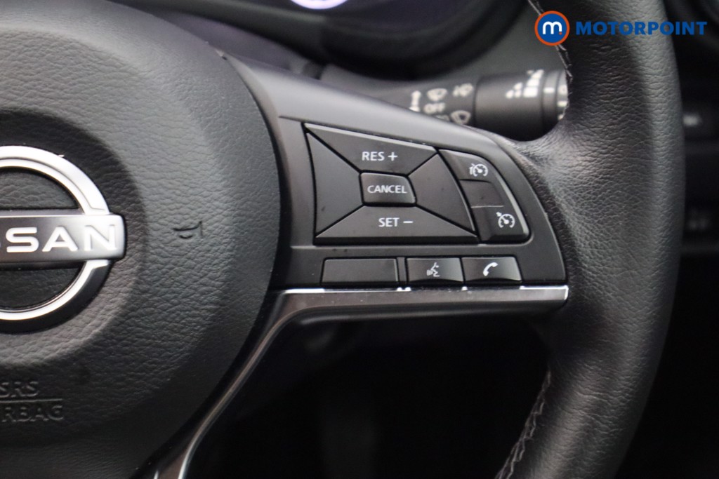 Nissan Juke N-Connecta Manual Petrol SUV - Stock Number (1567170) - 5th supplementary image