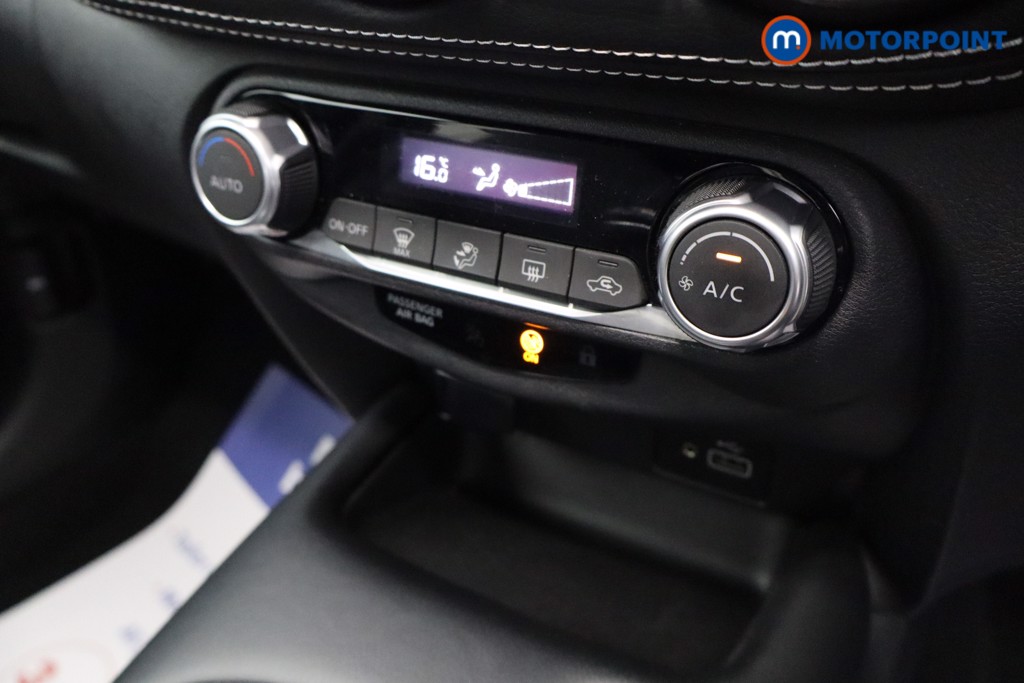 Nissan Juke N-Connecta Manual Petrol SUV - Stock Number (1567170) - 11th supplementary image