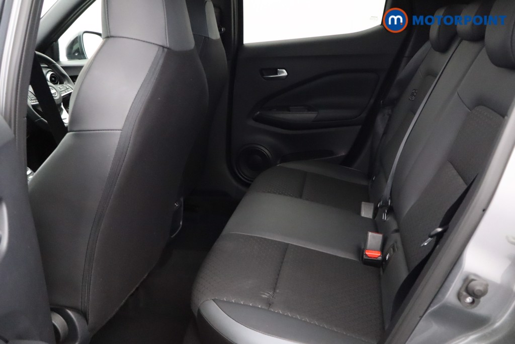 Nissan Juke N-Connecta Manual Petrol SUV - Stock Number (1567170) - 23rd supplementary image