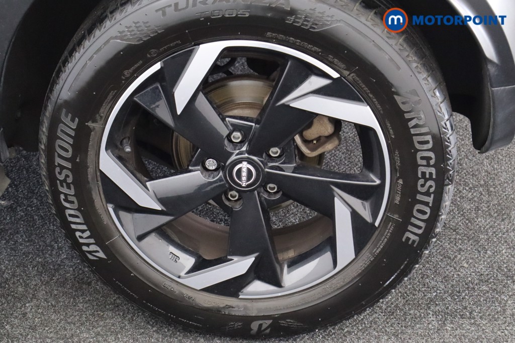 Nissan Juke N-Connecta Manual Petrol SUV - Stock Number (1567170) - 24th supplementary image