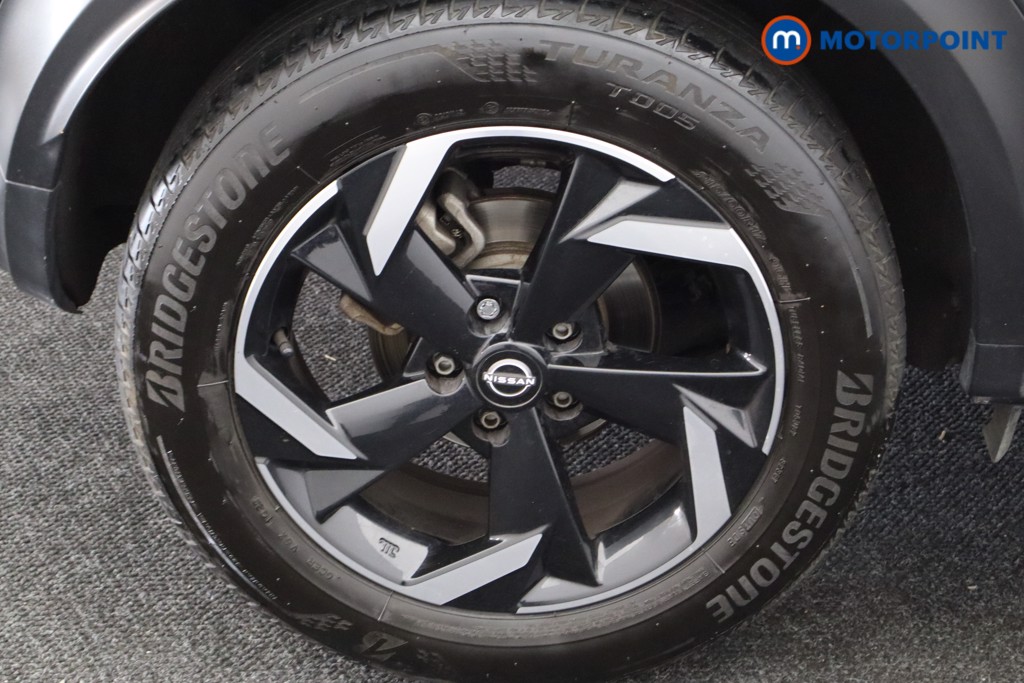 Nissan Juke N-Connecta Manual Petrol SUV - Stock Number (1567170) - 27th supplementary image
