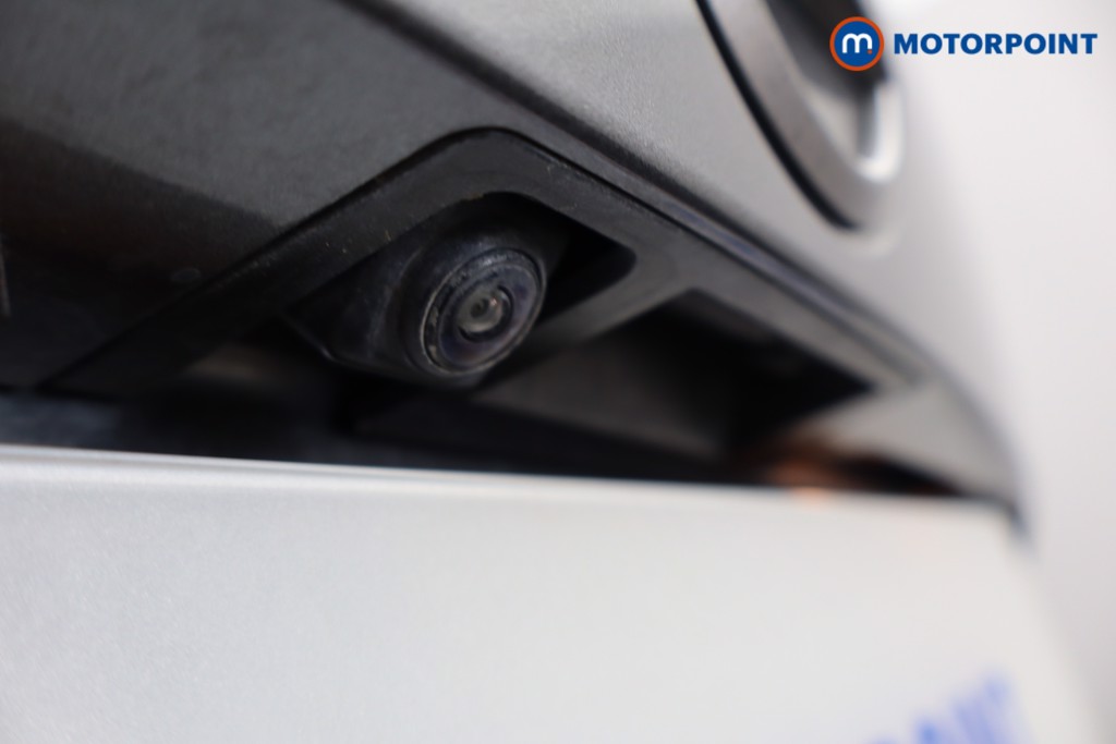 Nissan Juke N-Connecta Manual Petrol SUV - Stock Number (1567170) - 33rd supplementary image