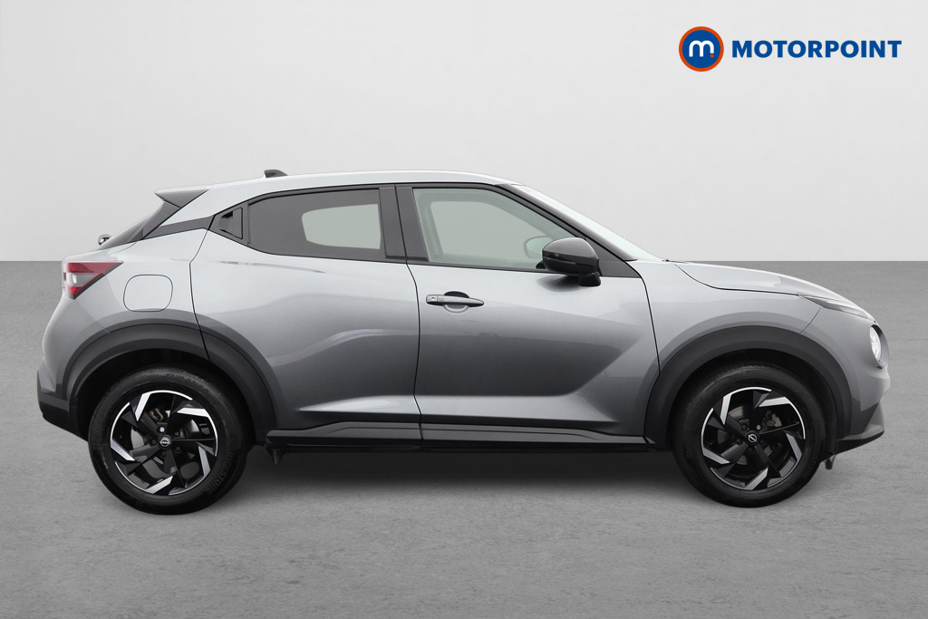 Nissan Juke N-Connecta Manual Petrol SUV - Stock Number (1567170) - Drivers side