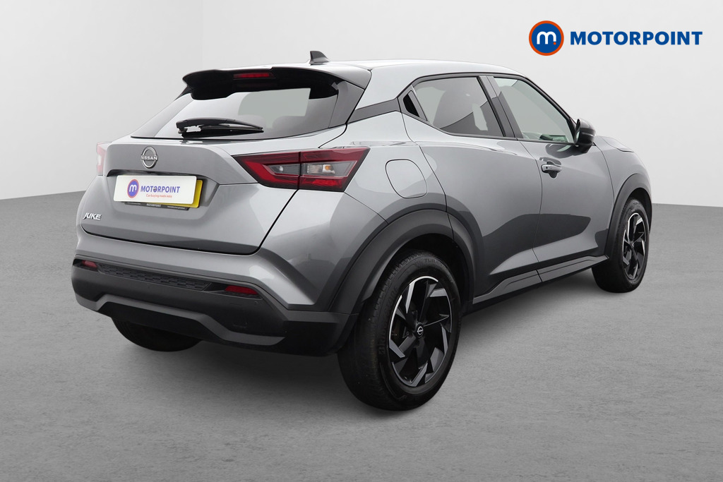 Nissan Juke N-Connecta Manual Petrol SUV - Stock Number (1567170) - Drivers side rear corner