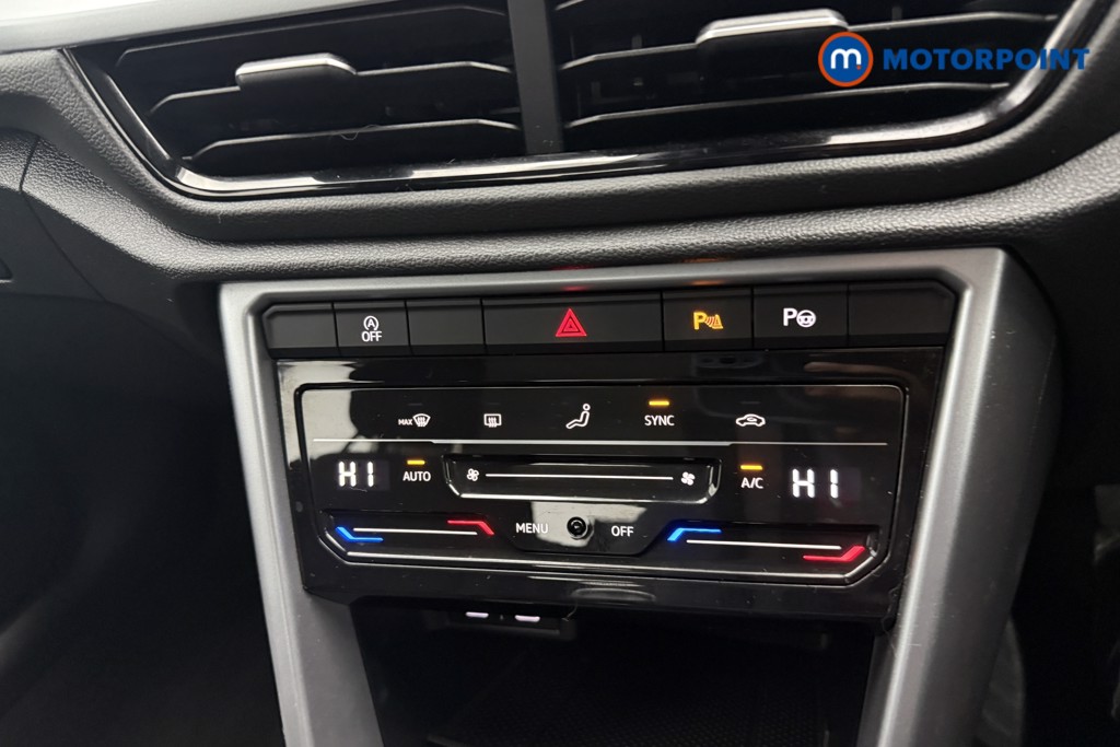 Volkswagen T-Roc Life Manual Petrol SUV - Stock Number (1567401) - 8th supplementary image