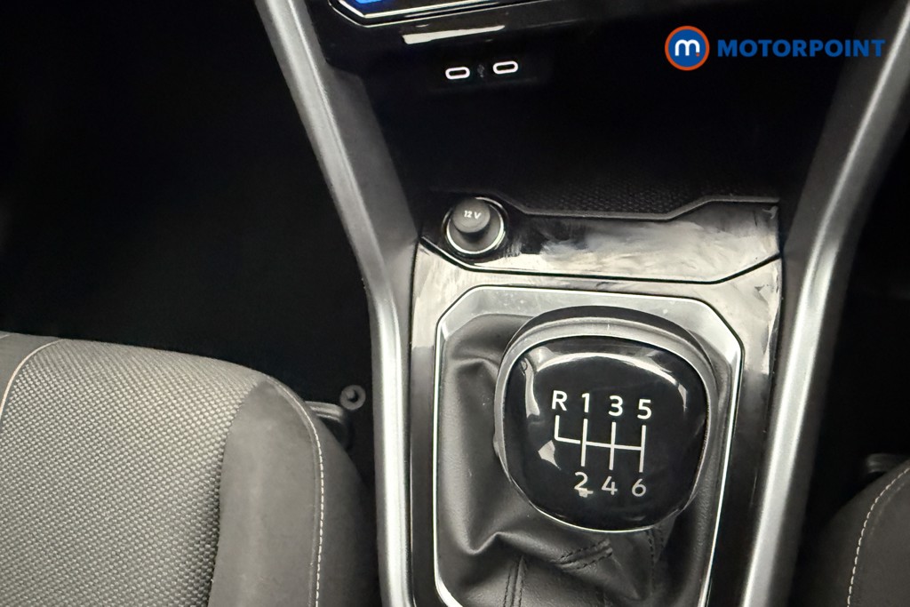 Volkswagen T-Roc Life Manual Petrol SUV - Stock Number (1567401) - 9th supplementary image