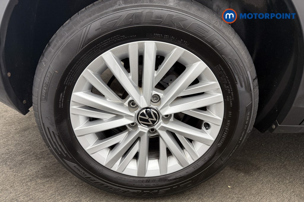 Volkswagen T-Roc Life Manual Petrol SUV - Stock Number (1567401) - 17th supplementary image