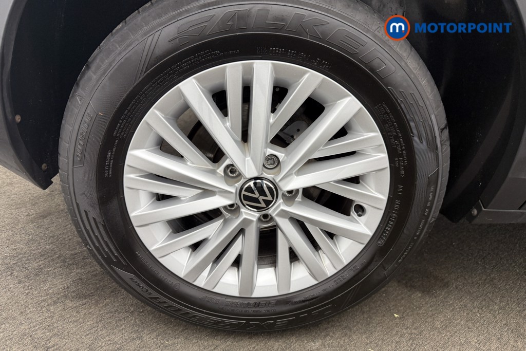 Volkswagen T-Roc Life Manual Petrol SUV - Stock Number (1567401) - 18th supplementary image