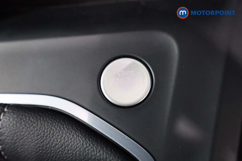 Volkswagen Golf R-Line Manual Petrol Hatchback - Stock Number (1567561) - 13th supplementary image