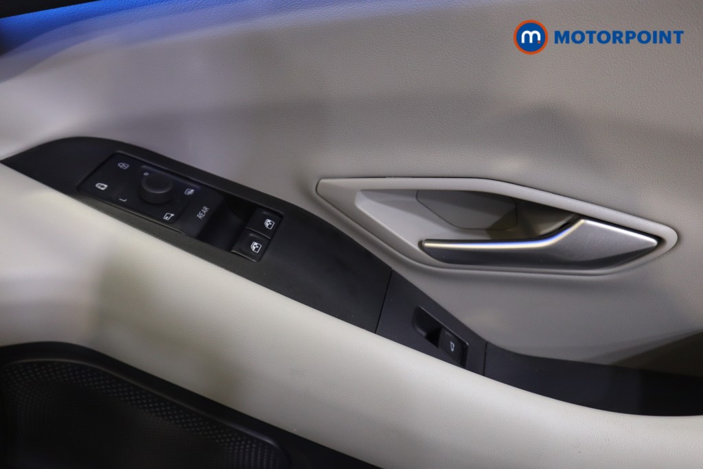Ford Explorer Premium Automatic Electric SUV - Stock Number (1567680) - 8th supplementary image