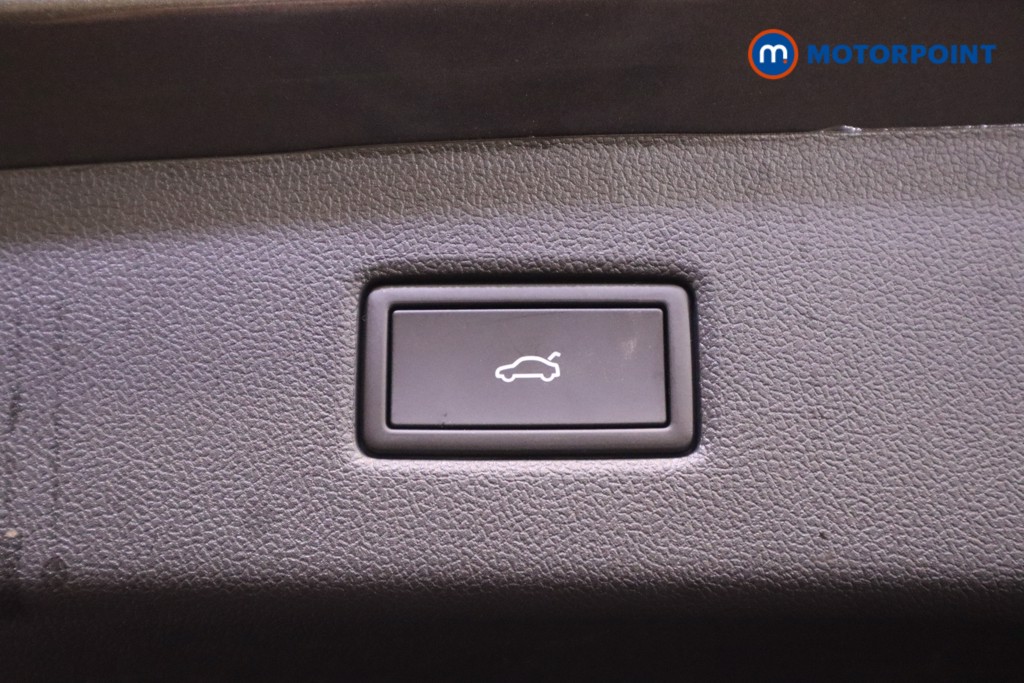 Ford Explorer Premium Automatic Electric SUV - Stock Number (1567680) - 19th supplementary image