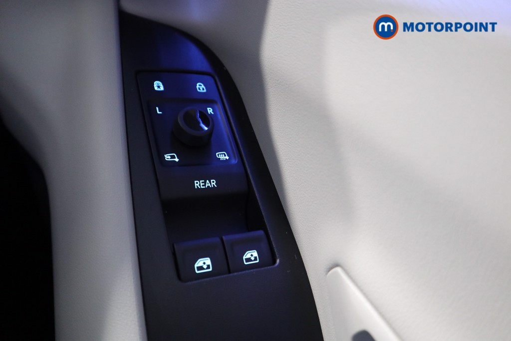 Ford Explorer Premium Automatic Electric SUV - Stock Number (1567694) - 6th supplementary image