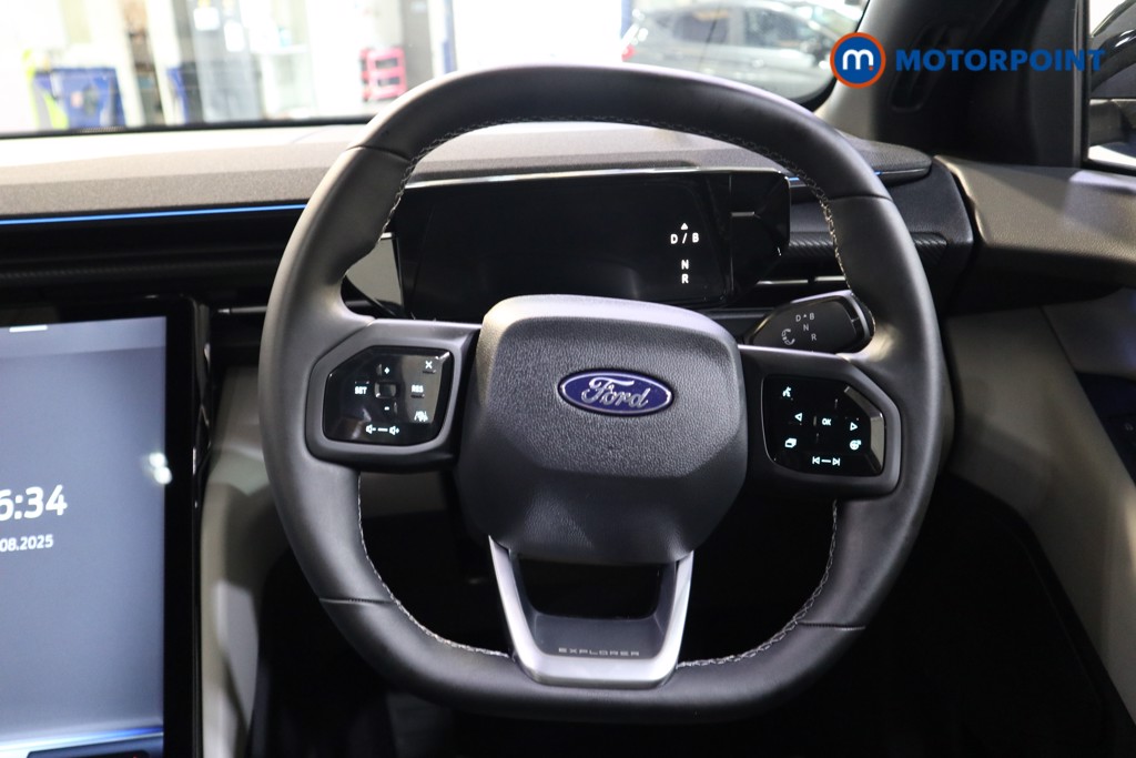Ford Explorer Premium Automatic Electric SUV - Stock Number (1567705) - 2nd supplementary image