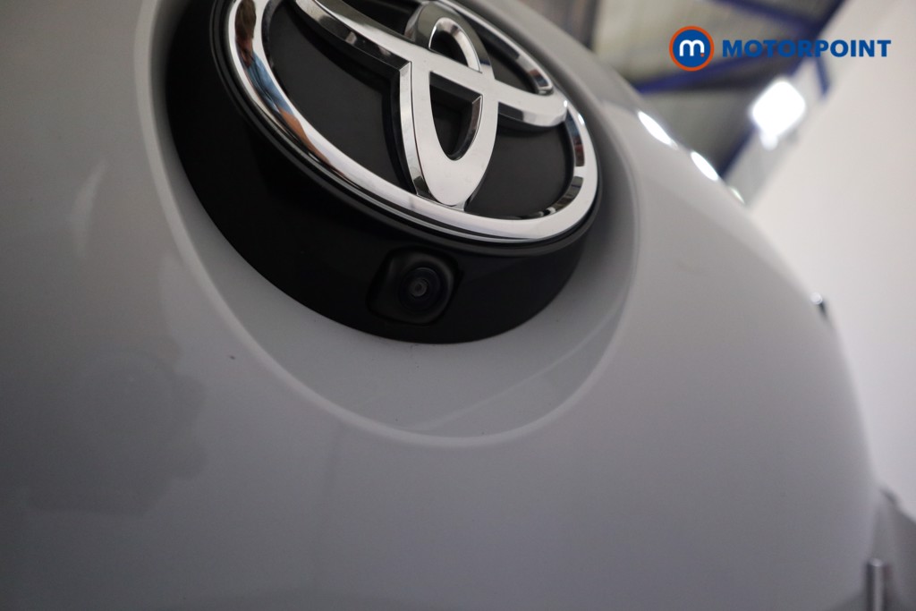 Toyota Corolla Gr Sport Automatic Petrol-Electric Hybrid Hatchback - Stock Number (1567911) - 19th supplementary image
