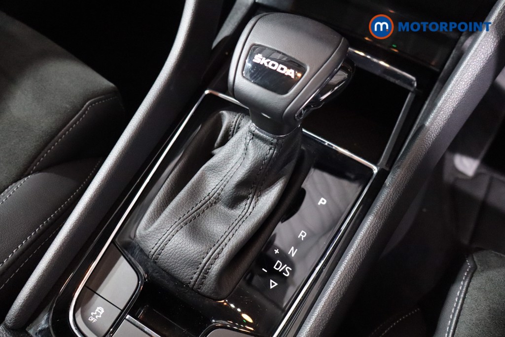 Skoda Karoq Se L Automatic Petrol SUV - Stock Number (1568000) - 14th supplementary image