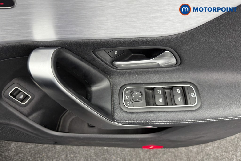 Mercedes-Benz CLA Amg Line Automatic Petrol Coupe - Stock Number (1568225) - 17th supplementary image