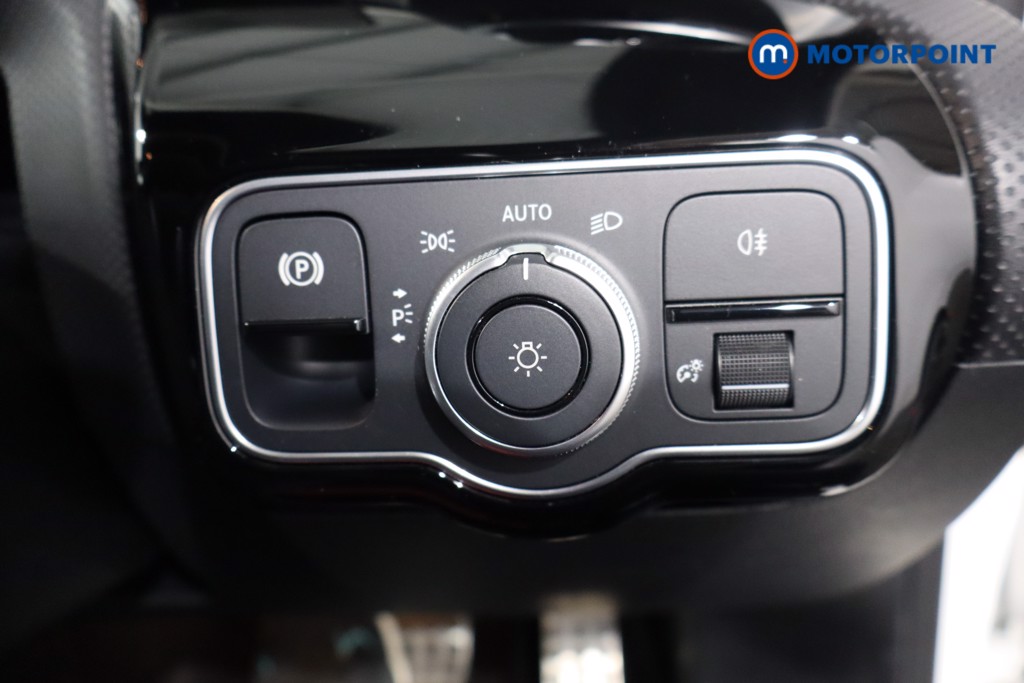 Mercedes-Benz CLA Amg Line Automatic Petrol Coupe - Stock Number (1568232) - 17th supplementary image