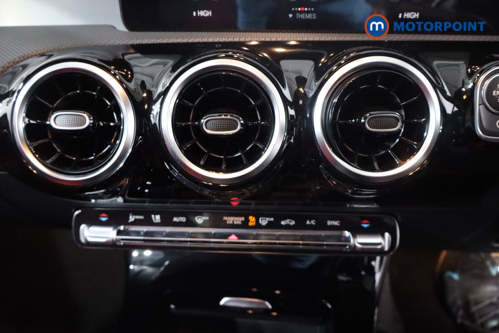 Mercedes-Benz CLA Amg Line Automatic Petrol Coupe - Stock Number (1568232) - 18th supplementary image
