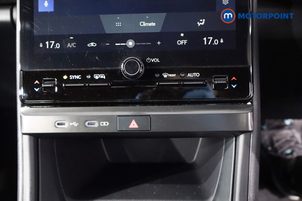 Lexus LBX Urban Automatic Petrol-Electric Hybrid SUV - Stock Number (1568357) - 16th supplementary image