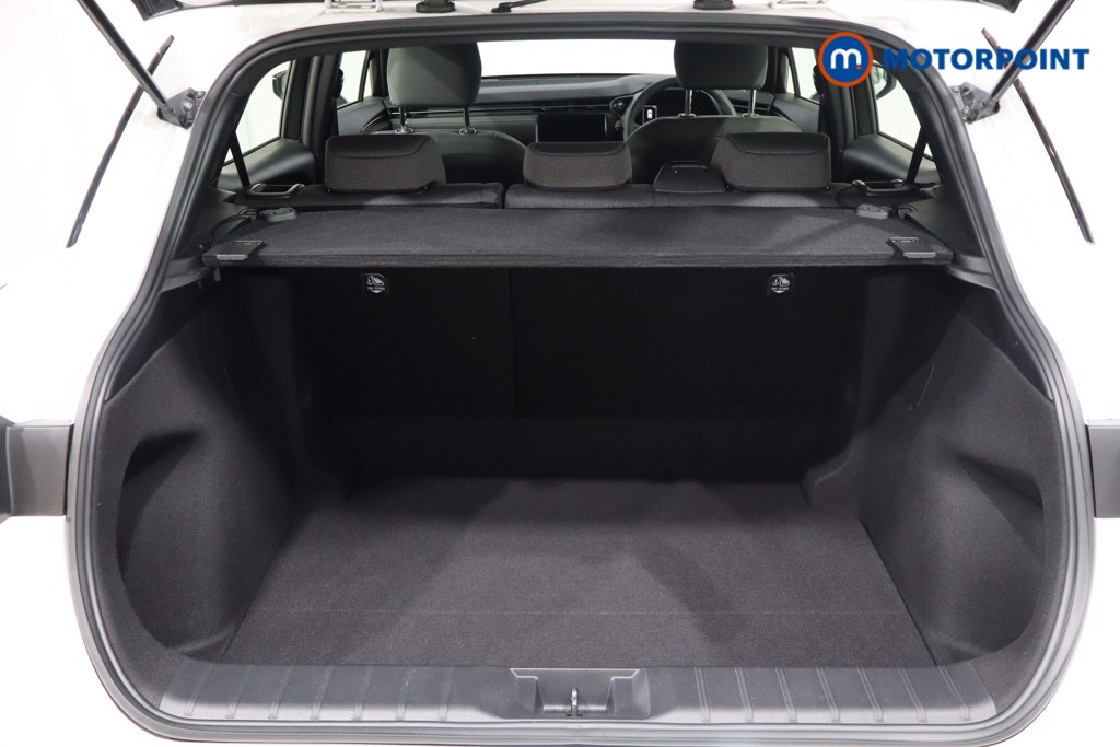 Lexus LBX Urban Automatic Petrol-Electric Hybrid SUV - Stock Number (1568357) - 37th supplementary image
