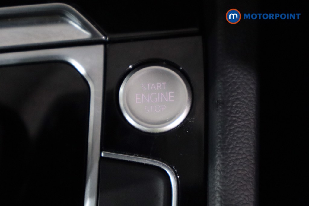 Volkswagen Arteon R-Line Automatic Petrol Estate - Stock Number (1568359) - 14th supplementary image