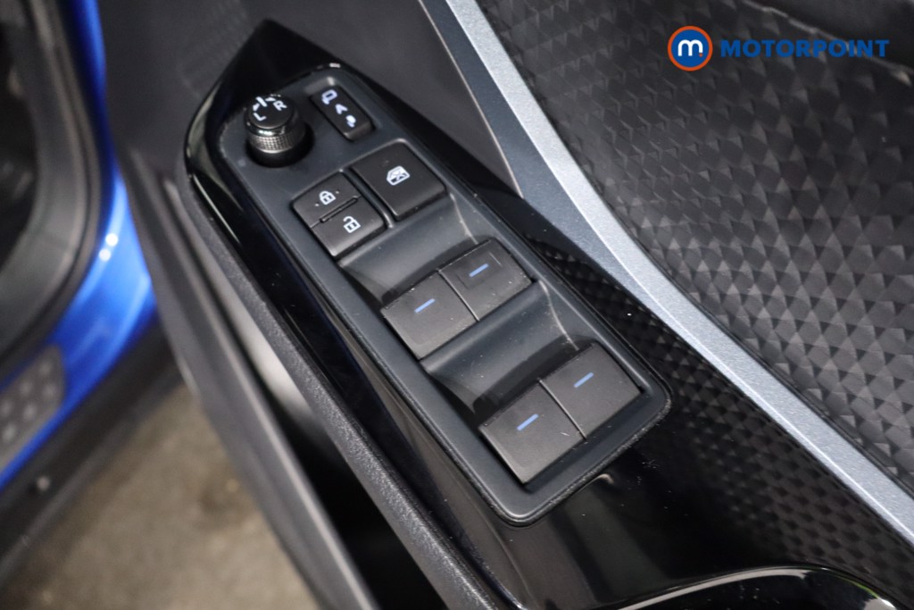 Toyota C-Hr Design Automatic Petrol-Electric Hybrid SUV - Stock Number (1568370) - 23rd supplementary image