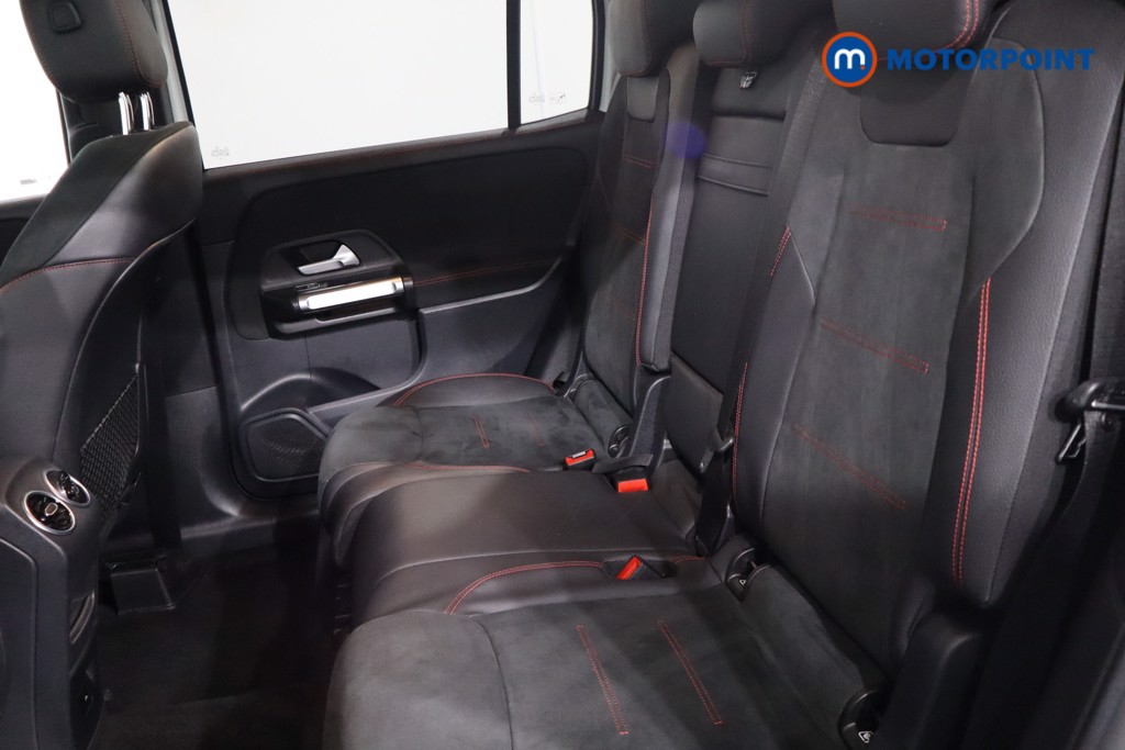 Mercedes-Benz GLB Amg Line Automatic Petrol SUV - Stock Number (1568420) - 5th supplementary image
