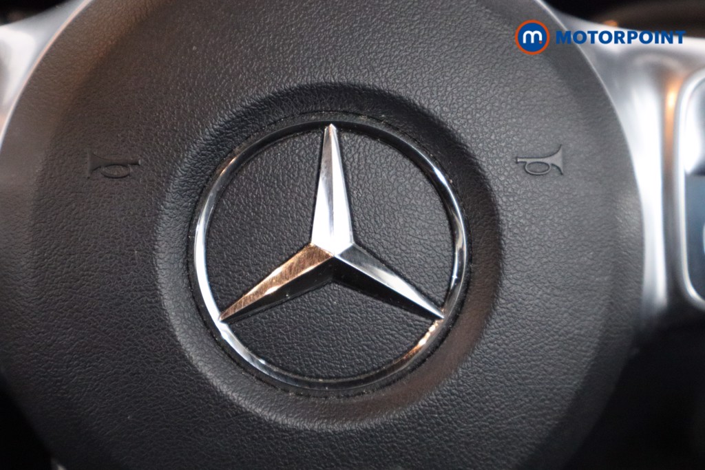 Mercedes-Benz GLB Amg Line Automatic Petrol SUV - Stock Number (1568420) - 15th supplementary image