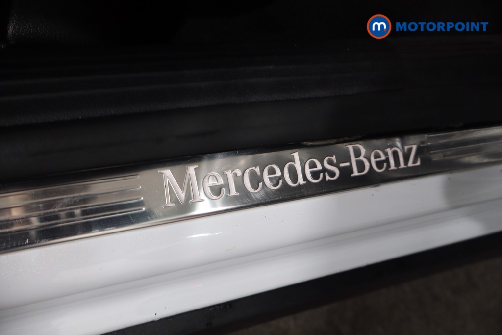 Mercedes-Benz GLB Amg Line Automatic Petrol SUV - Stock Number (1568420) - 24th supplementary image